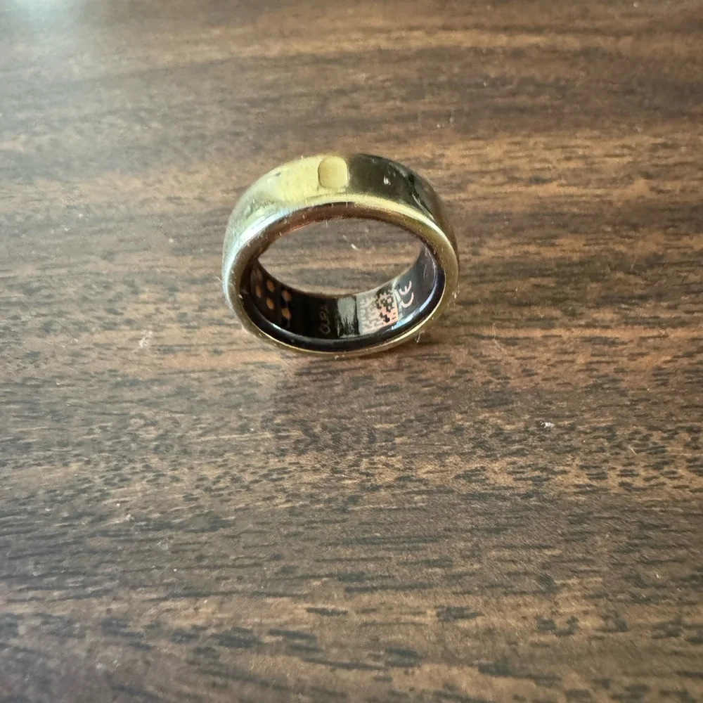 Oura Gold Smart Ring 3rd generation size 8